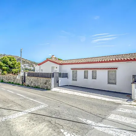 Almadraba 1 - Immobarneda Apartmán *